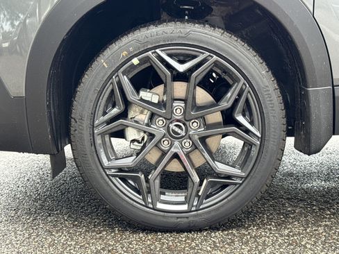New 2026 Nissan Kicks SR FWD image 23