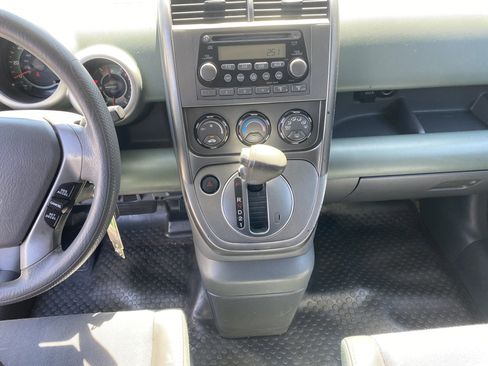 Used 2004 Honda Element EX image 12