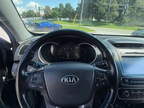 Used 2014 Kia Sorento SX w/ 3rd Row Package AWD/4WD image 49
