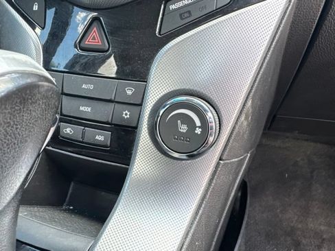 Used 2012 Chevrolet Cruze LTZ FWD image 12