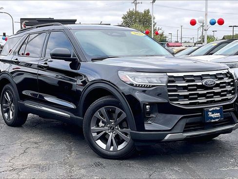Used 2025 Ford Explorer Active w/ Active Comfort Package AWD/4WD image 32