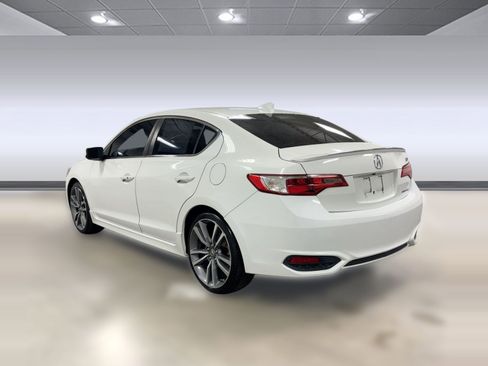 Used 2018 Acura ILX w/ Special Edition Package image 3