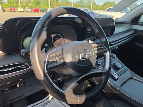 Used 2023 Hyundai Palisade SEL w/ Premium Package AWD/4WD image 9