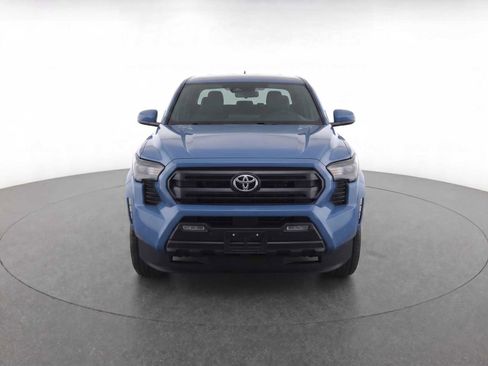 Used 2026 Toyota Tacoma SR5 AWD/4WD image 2