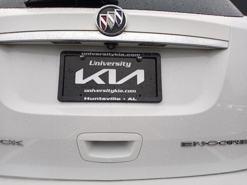 Used 2019 Buick Encore Preferred w/ Safety Package image 32