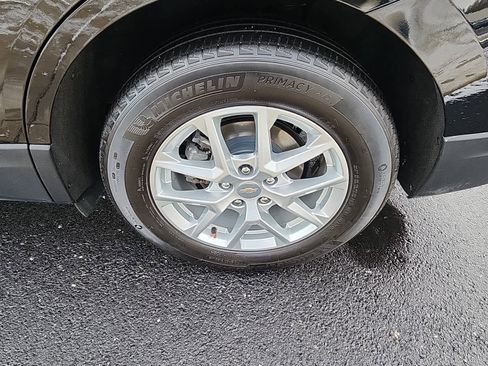 Used 2023 Chevrolet Equinox LS w/ LS Convenience Package image 11