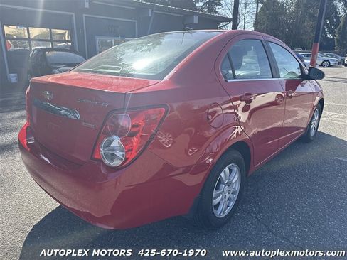 Used 2012 Chevrolet Sonic LT image 7