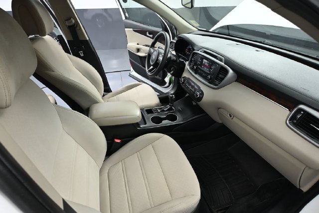 Used 2016 Kia Sorento LX FWD image 40