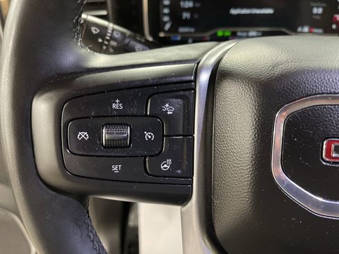 Used 2023 GMC Sierra 1500 SLE image 17