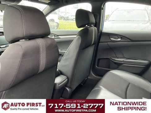 Used 2019 Honda Civic Sport image 13