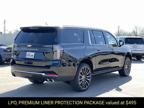 New 2025 Chevrolet Suburban High Country image 5