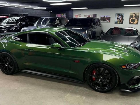 Used 2022 Ford Mustang GT w/ GT Performance Package image 5