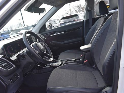 Certified 2025 Kia Seltos S image 18