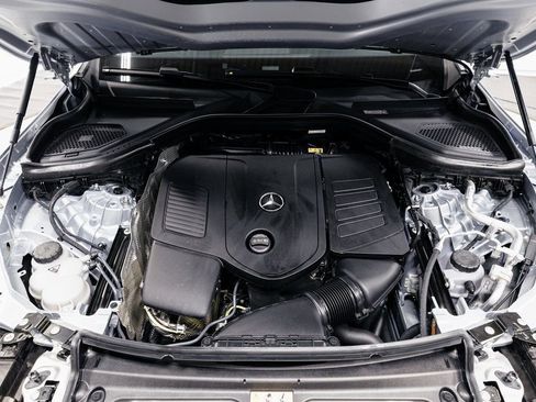 Certified 2026 Mercedes-Benz GLC 300 4MATIC image 32
