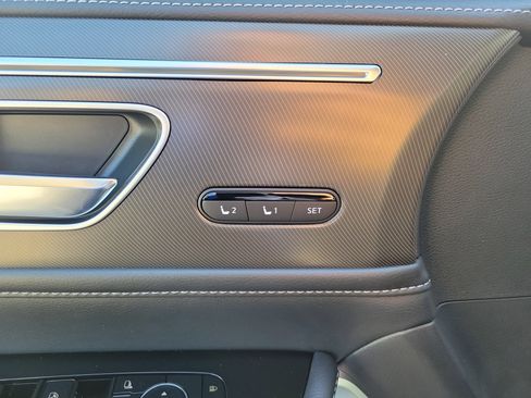 New 2026 INFINITI QX80 Luxe image 18