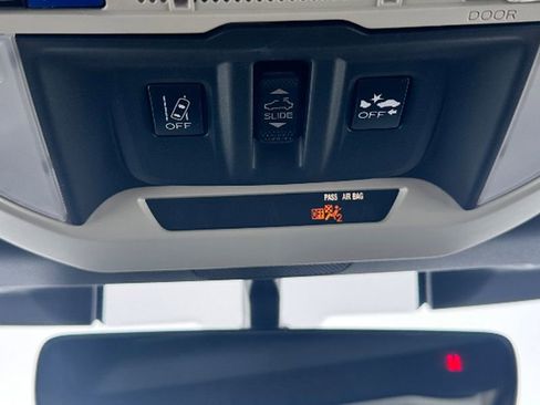 Used 2023 Subaru Forester Touring image 14