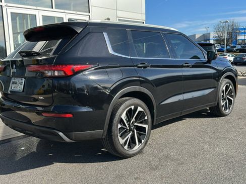 Used 2022 Mitsubishi Outlander SEL image 8