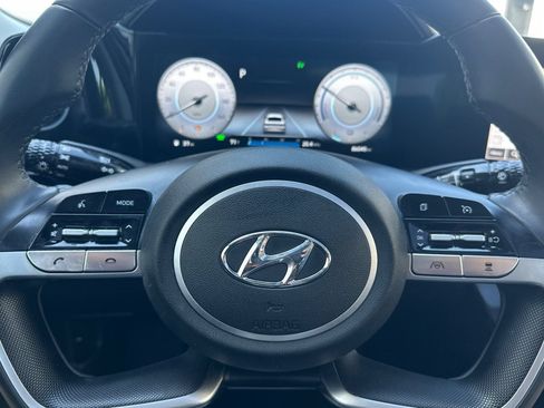 Used 2023 Hyundai Elantra Limited FWD image 34
