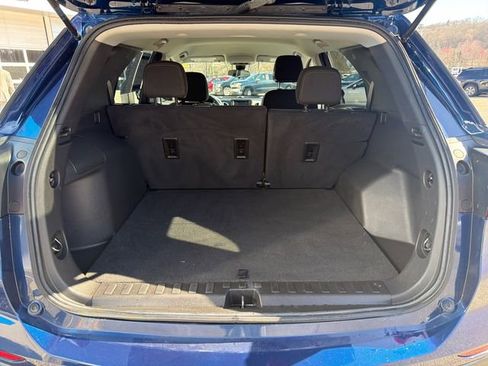 Certified 2022 Chevrolet Equinox LS w/ LS Convenience Package FWD image 12