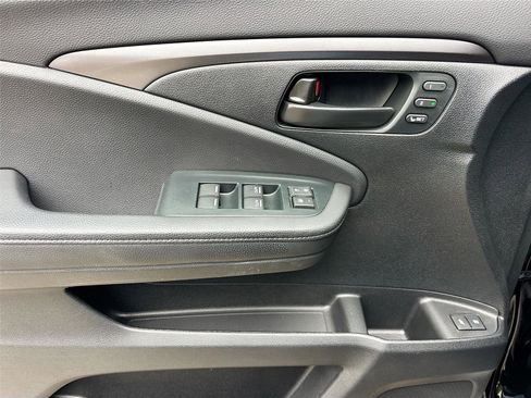 Certified 2023 Honda Passport EX-L image 20