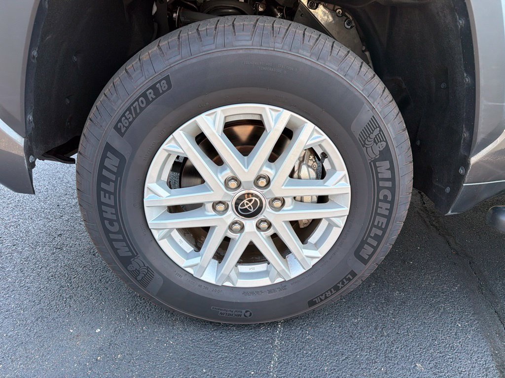 Used 2024 Toyota Tundra SR5 AWD/4WD image 10
