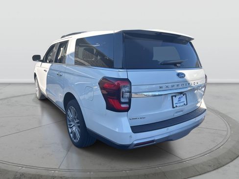 Used 2022 Ford Expedition Max Limited image 5