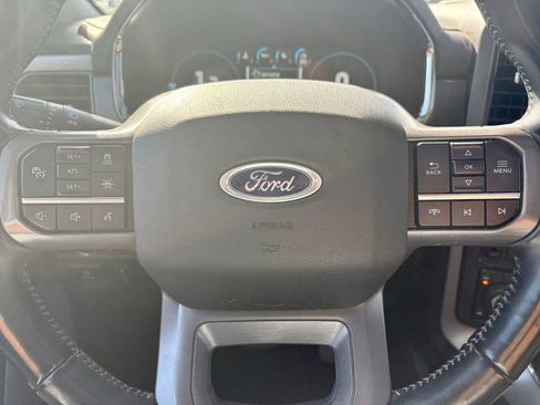 Used 2021 Ford F150 Lariat w/ Equipment Group 502A High AWD/4WD image 22