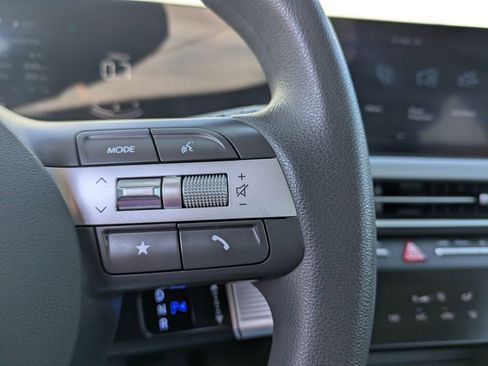 Used 2025 Hyundai Sonata SEL FWD image 23
