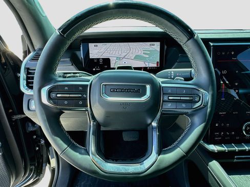 Used 2024 GMC Acadia Denali w/ Super Cruise Package FWD image 11