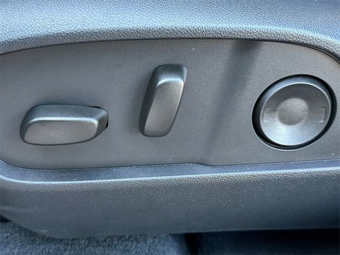 Used 2026 GMC Terrain Elevation w/ Elevation Premium Package image 22