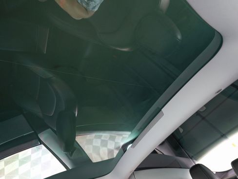 Used 2025 Tesla Model 3 Long Range image 33