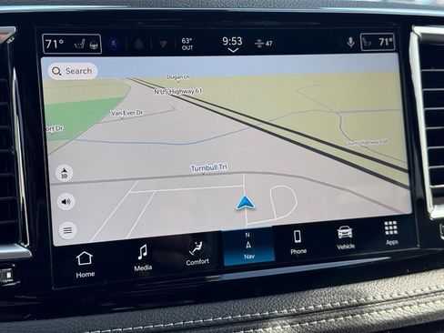 New 2026 Chrysler Pacifica Limited image 18