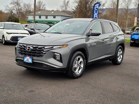 Used 2024 Hyundai Tucson SEL image 1