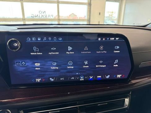 Used 2025 Chevrolet Traverse Z71 w/ LPO, Floor Liner Package AWD/4WD image 26