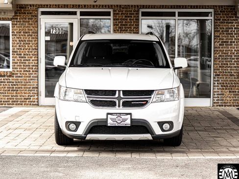 Used 2015 Dodge Journey SXT w/ Flexible Seating Group image 37