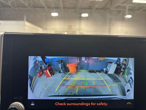 Used 2025 Toyota RAV4 XLE image 17