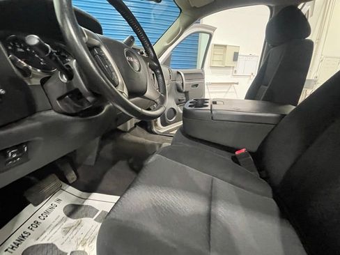 Used 2014 GMC Sierra 2500 SLE w/ SLE Preferred Package image 10