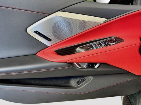 Used 2023 Chevrolet Corvette Stingray Preferred Conv w/ Z51 Performance Package RWD image 19