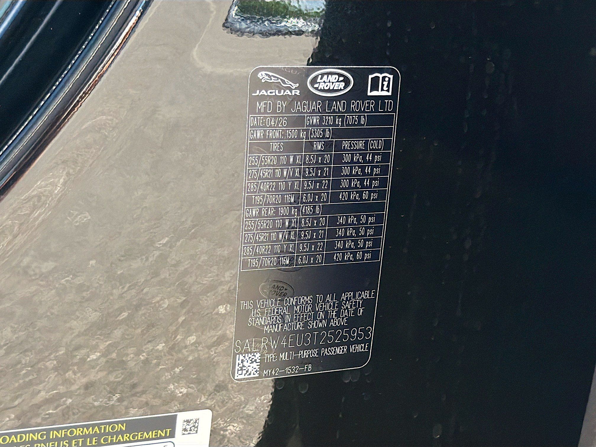 New 2026 Land Rover Discovery Limited Edition AWD/4WD image 44