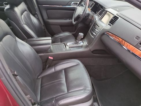 Used 2013 Lincoln MKS FWD image 21