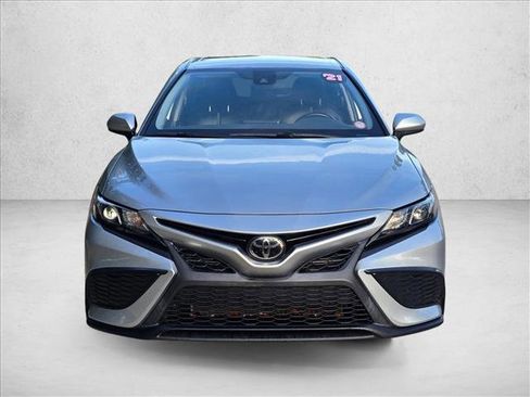 Certified 2021 Toyota Camry SE FWD image 2
