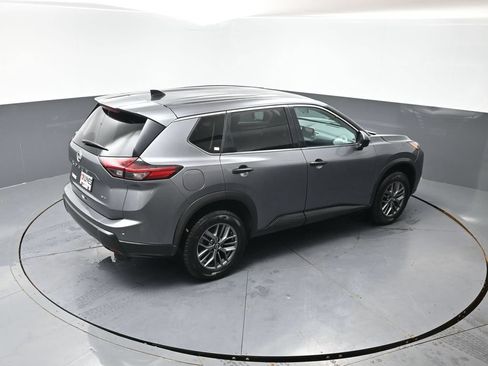 Used 2024 Nissan Rogue S AWD/4WD image 40
