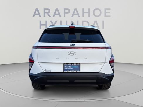 Used 2024 Hyundai Kona SEL w/ Convenience Package AWD/4WD image 4