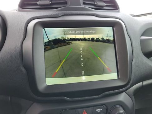 Used 2023 Jeep Renegade Trailhawk AWD/4WD image 18
