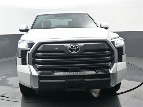 Used 2025 Toyota Tundra Limited image 19