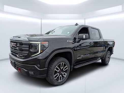 Used 2022 GMC Sierra 1500 AT4 w/ AT4 Premium Package image 7