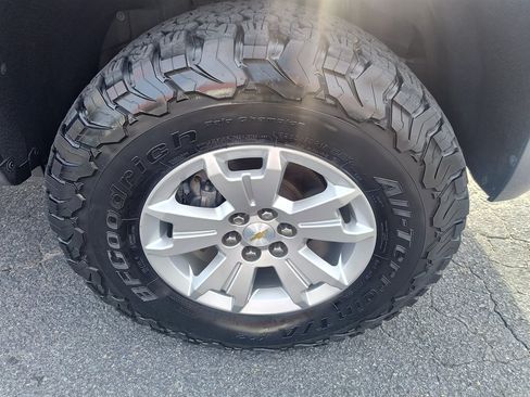Used 2016 Chevrolet Colorado LT w/ Luxury Package, Chrome AWD/4WD image 12