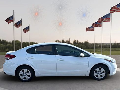 Used 2018 Kia Forte LX FWD image 10
