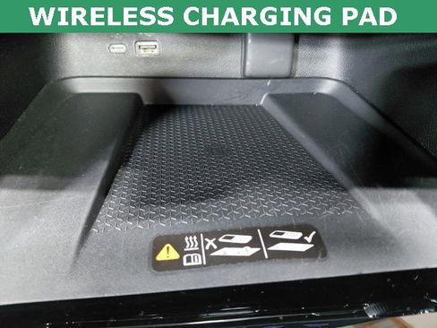 Certified 2024 Chevrolet Traverse RS w/ LPO, Floor Liner Package image 13