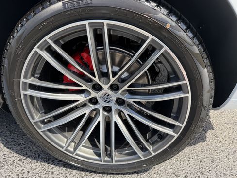 New 2026 Porsche Macan S AWD/4WD image 9